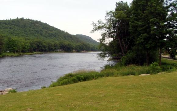 Hudson River at Riparius from NY 8